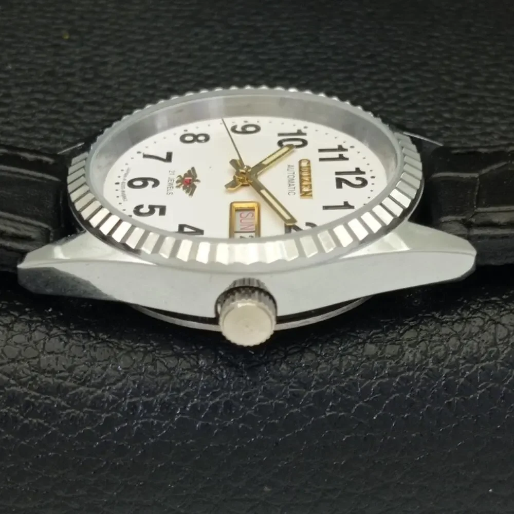 Vintage 1970 Citizen Automatic Mens Silver Watch W/daydate & Gold accents